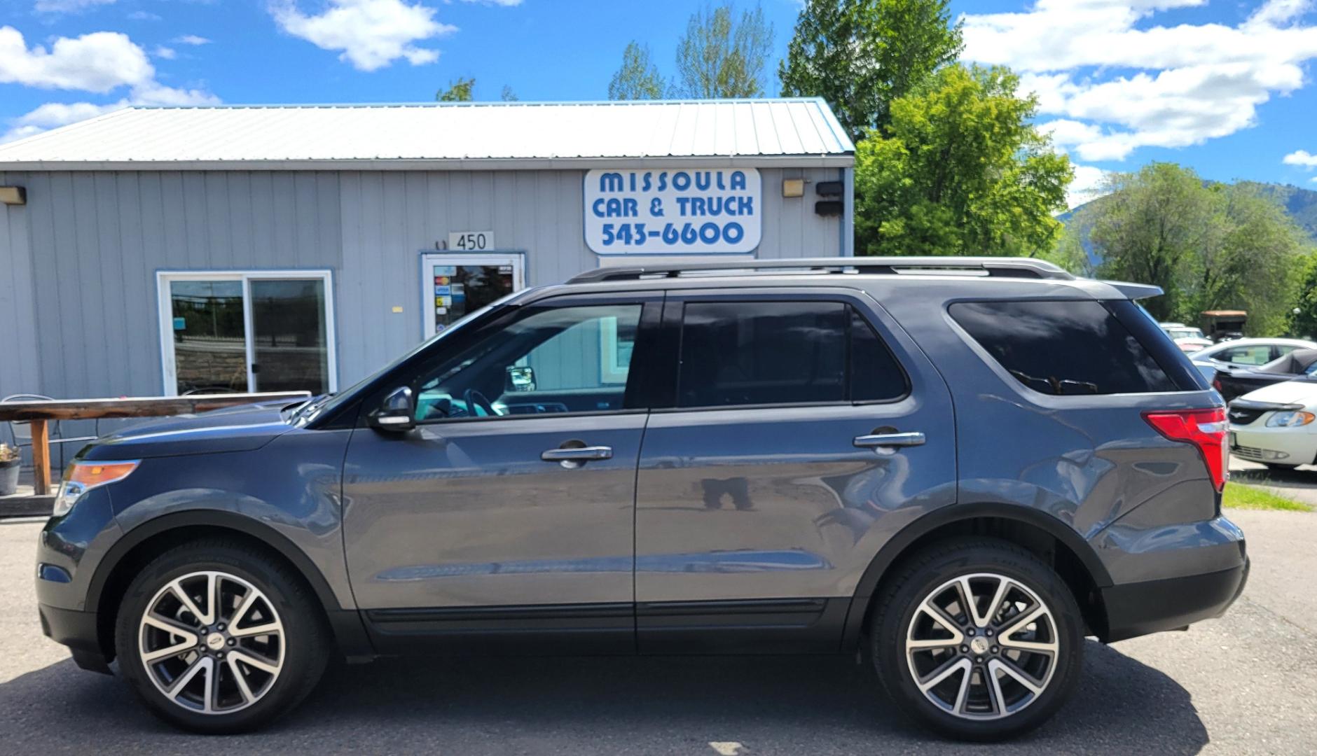 2015 Grey /Black Ford Explorer XLT (1FM5K8D8XFG) with an 3.5 V6 engine, 6 Speed Auto transmission, located at 450 N Russell, Missoula, MT, 59801, (406) 543-6600, 46.874496, -114.017433 - Loaded AWD SUV. 3.5L V6 Engine. 6 Speed Automatic. Power Leather Heated Front Seats. 3rd Row Seating. Power Sunroof. AM FM XM CD. Navigation Ready. Cruise. Tilt. Power Rear Hatch. Backup Camera. Bluetooth. - Photo#0